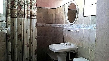 Ba&ntilde;o habitacion 2