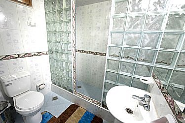 Ba&ntilde;o privado