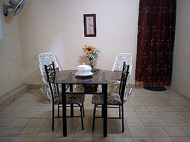 Comedor (desde otra posicion)