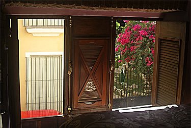 Ventana a la calle desde la habitacion 
