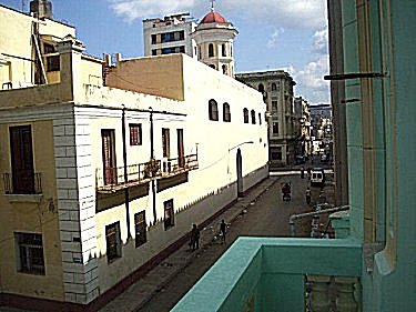 Uno de los balcones del apartamento