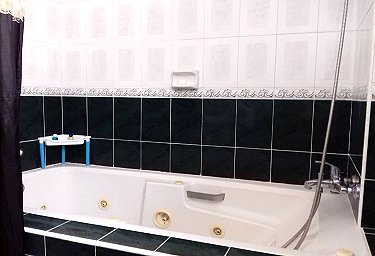 Ba&ntilde;o 2