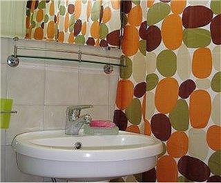 Ba&ntilde;o de la habitacion 2