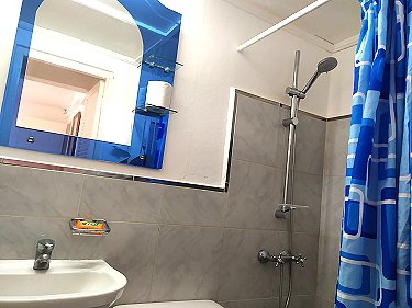 Ba&ntilde;o 3