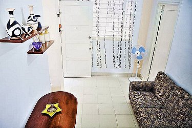 Sala de estar desde otro angulo