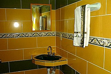Ba&ntilde;o habitacion 2