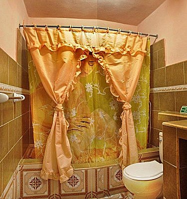 Ba&ntilde;o habitacion 3 
