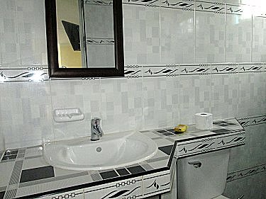 Ba&ntilde;o 5