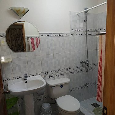 Ba&ntilde;o de la habitacion 1