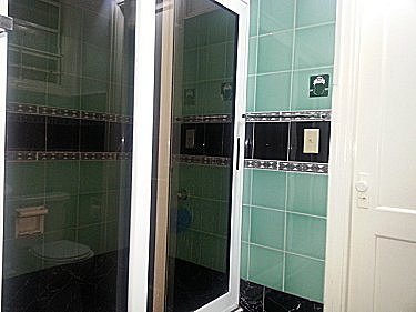 Zona ducha del ba&ntilde;o