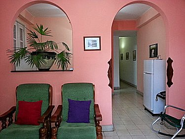 Sala de estar vista desde otro angulo