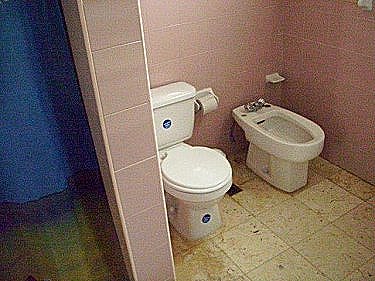 Ba&ntilde;o Casa con Piscina