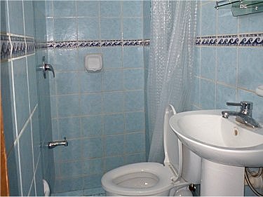 Ba&ntilde;o habitacion 4 (apartamento 1) 