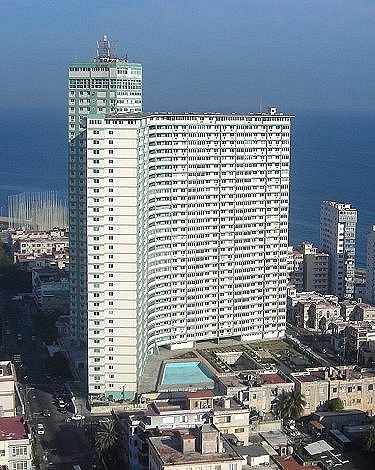 Edificio Focsa donde esta el apartamento de Julia